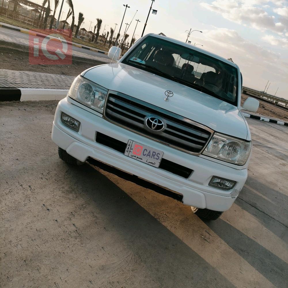 تويوتا لاندكروزر